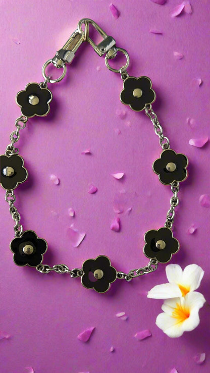 $8 Chains